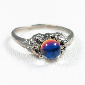 Tiny crystal ball wizarding ring size 7.5 LOTR fantasy ring